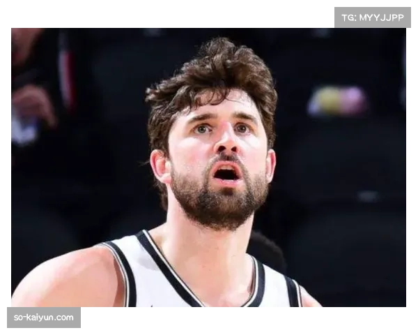 费内巴切奥斯曼成主要得分点 外线投射稳定